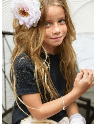 Stickbeskrivning 2405 Robin Tee Junior