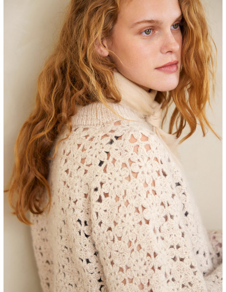 Virkbeskrivning 2403 Fleur Sweater