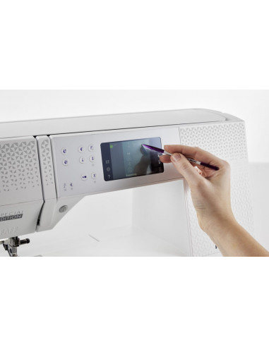 PFAFF Expression 710