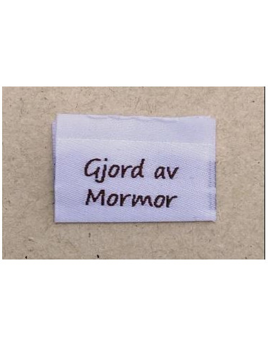 Etikett "Gjord av mormor" 3x2 cm