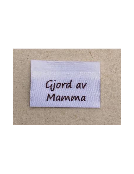 Etikett "Gjord av Mamma" 3x2 cm