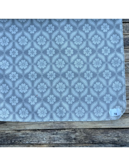 Möbeltyg Klöver fg 18 Grå