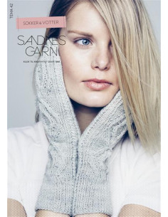 Tema 42 Sokker  Votter Norsk text