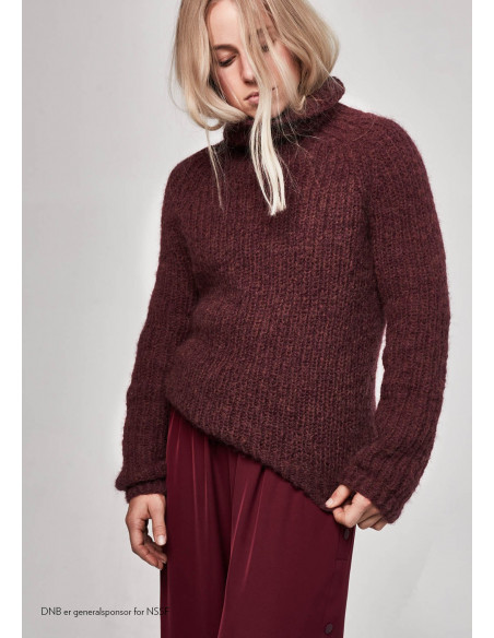 Stickbeskrivning Tiril Höstgenser Borstad Alpakka