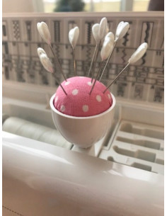 Nåldyna till symaskin Rosa m vita prickar